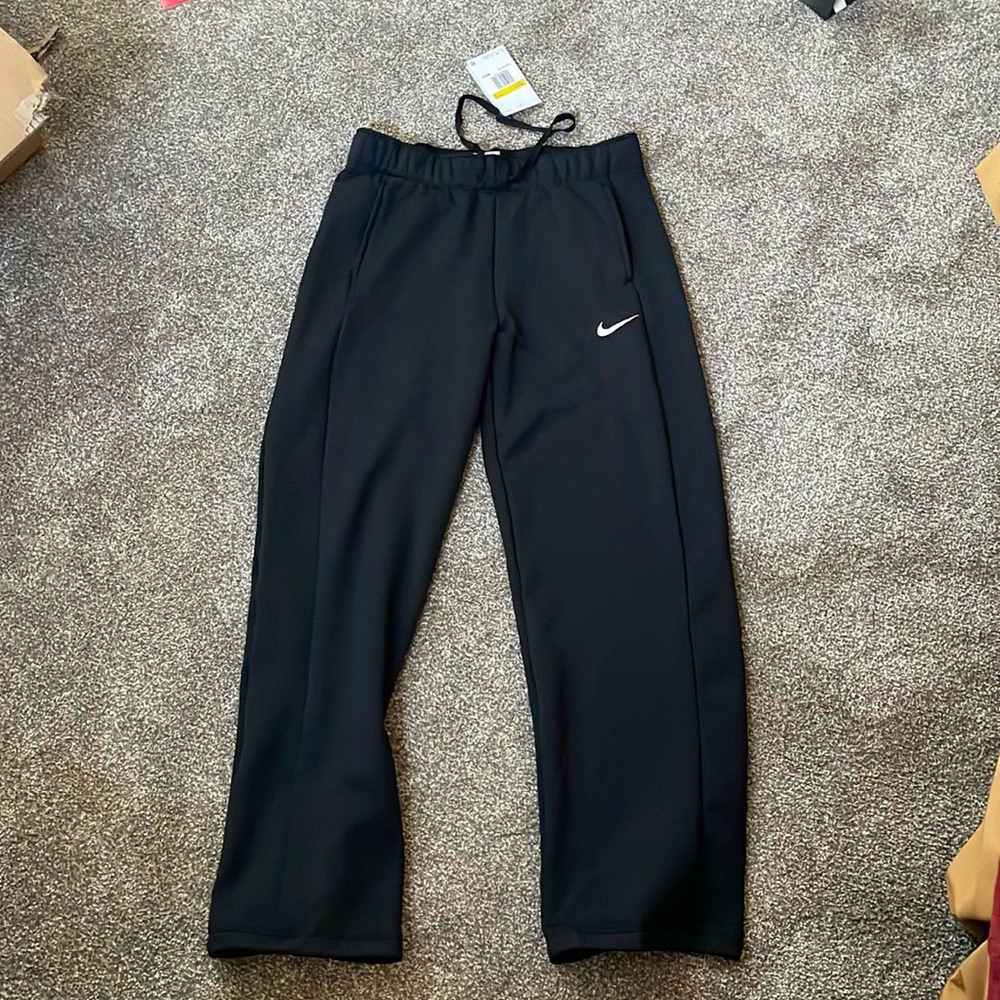 NWT Nike sweatpants